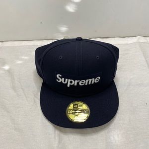 Supreme Box logo fitted hat